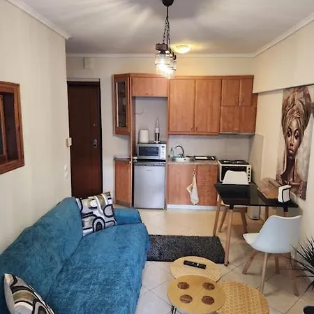 Dimitris Cozy